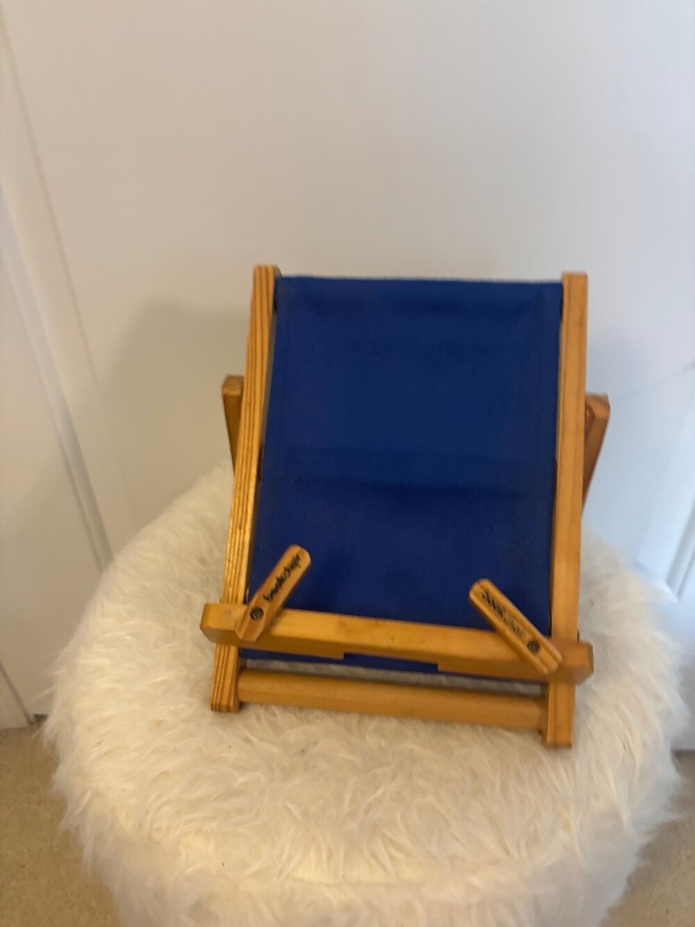 Book, iPad, tablet, or cookbook Stand
